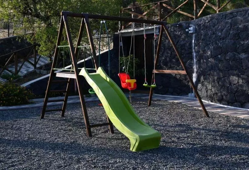 ホテル Arcobaleno Dell Etna