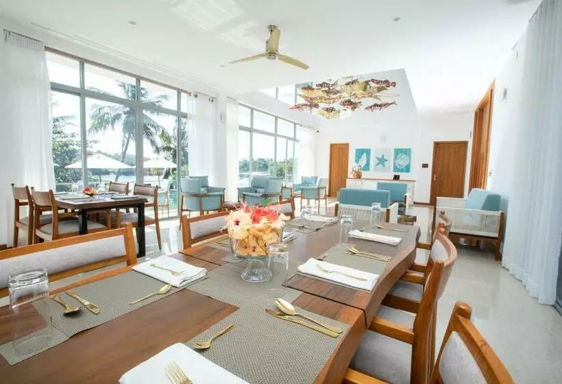 Hotelli Beacon By The Bay Villas And Suites By The Clarks