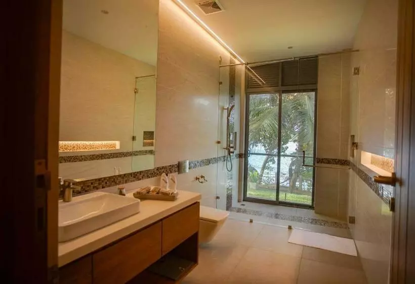 Hotelli Beacon By The Bay Villas And Suites By The Clarks