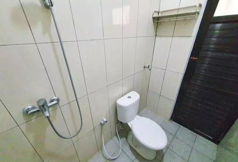 هتل Griya Shinta Syariah Solo Mitra Reddoorz