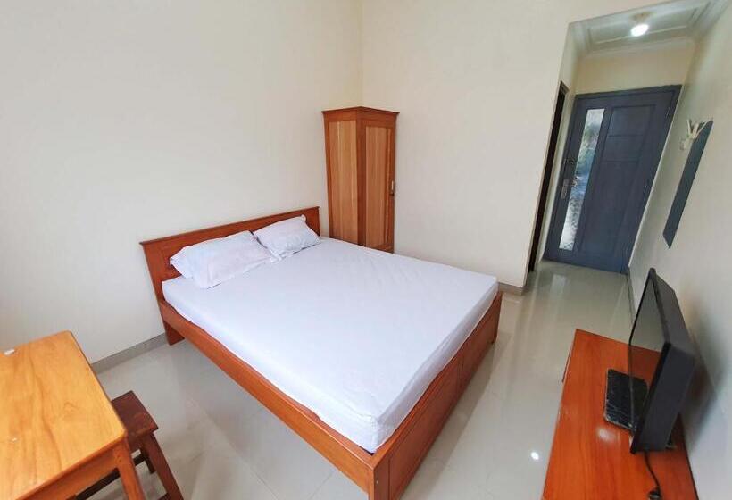 Hotel Griya Shinta Syariah Solo Mitra Reddoorz