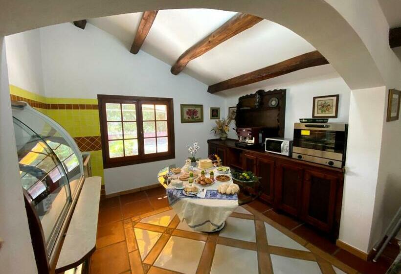 בית מלון כפרי Villa Silvana