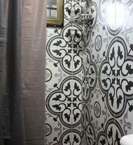 ホテル High Level Apartment