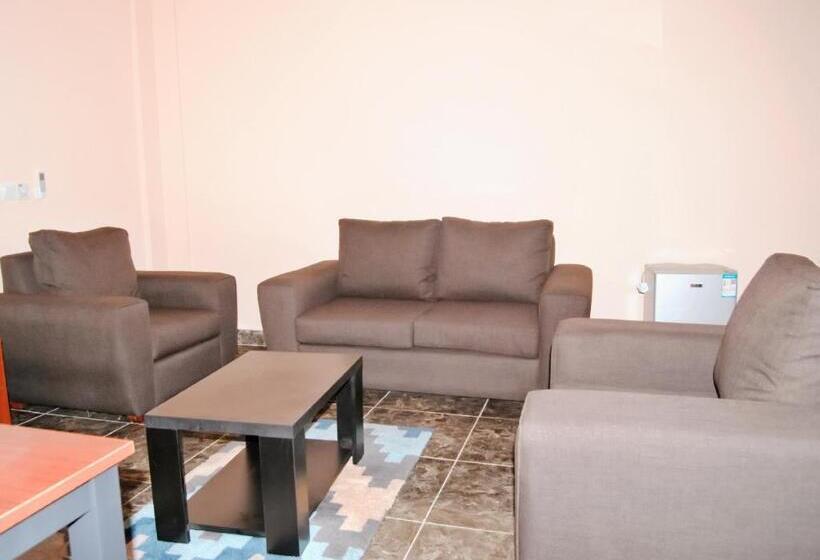 ホテル High Level Apartment