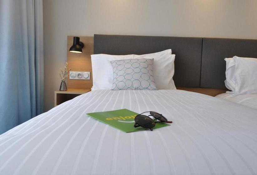 هتل Holiday Inn   Bordeaux Merignac, An Ihg