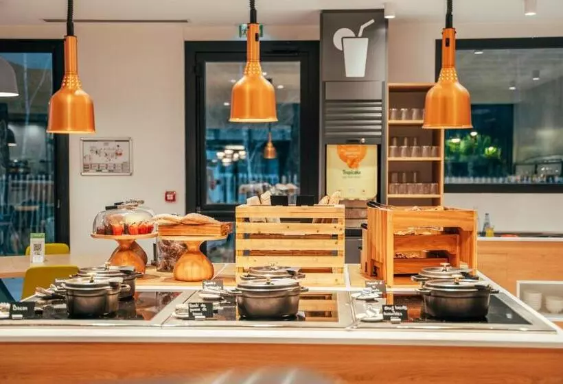 Hotelli Holiday Inn   Bordeaux Merignac, An Ihg