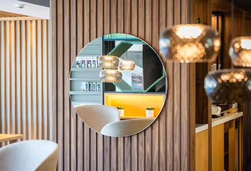 Hotelli Holiday Inn   Bordeaux Merignac, An Ihg