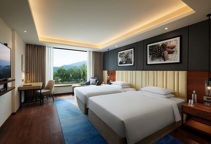 هتل Hyatt Regency Dehradun Resort And Spa