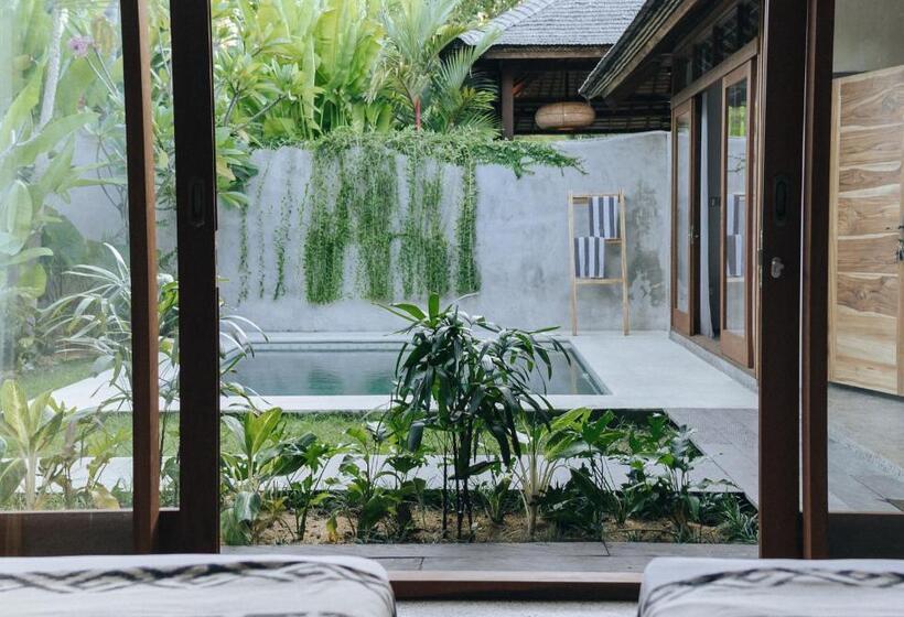 בית מלון כפרי Jati Kuta Lombok