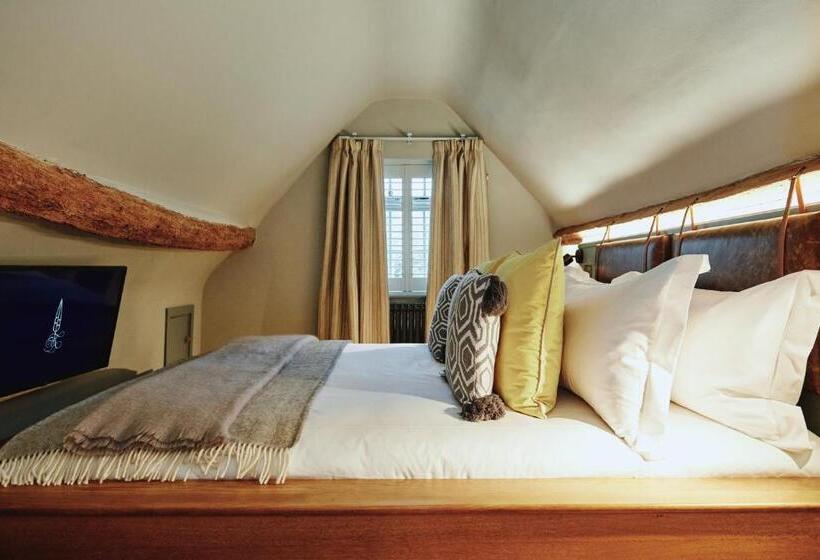 Отель Kings Arms