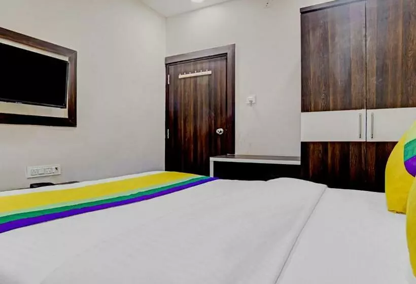 ホテル Anand Shree,indore