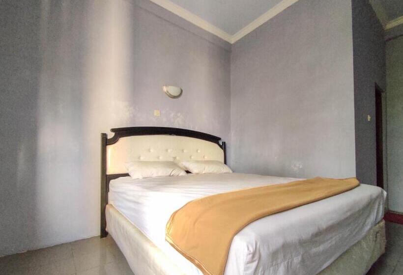 Hotel Wisma Tulus Syariah Kebumen Mitra Reddoorz