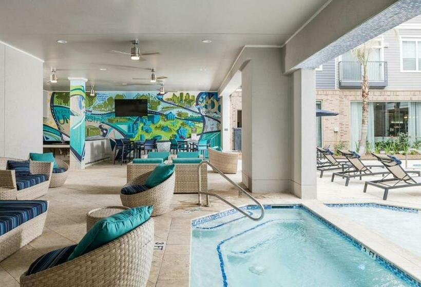 Locale At Sync Medical Center Houston