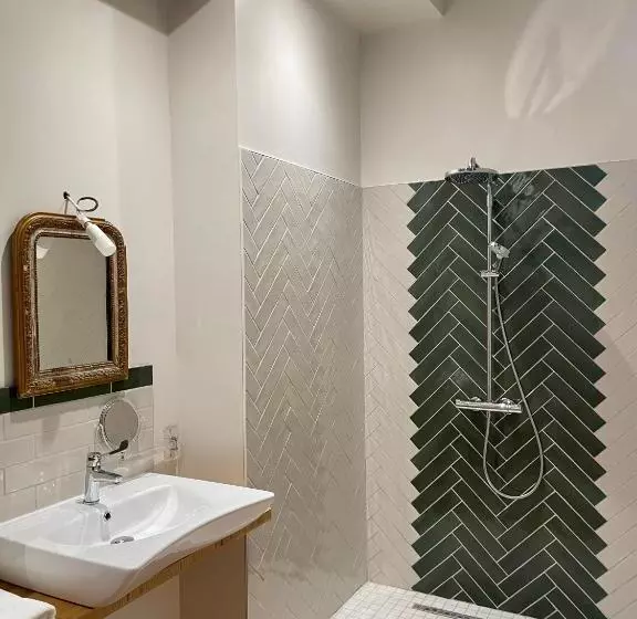 ペンション Château Le Fresne