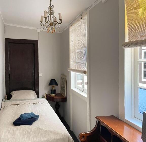 ペンション Gato Azul   Coliving