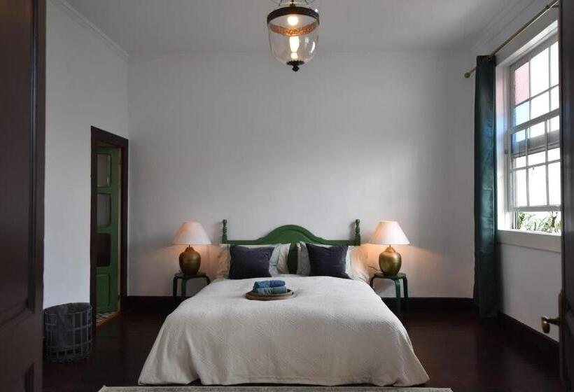 ペンション Gato Azul   Coliving