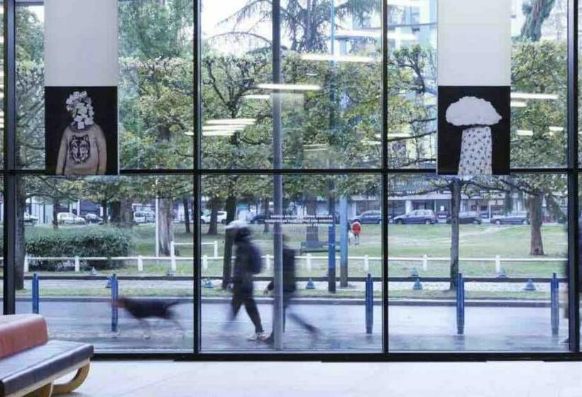 펜션 Just For Sleep Parisian Male Dorm Room Daily Stay From 20h To 10h Check In By Appointment Conta