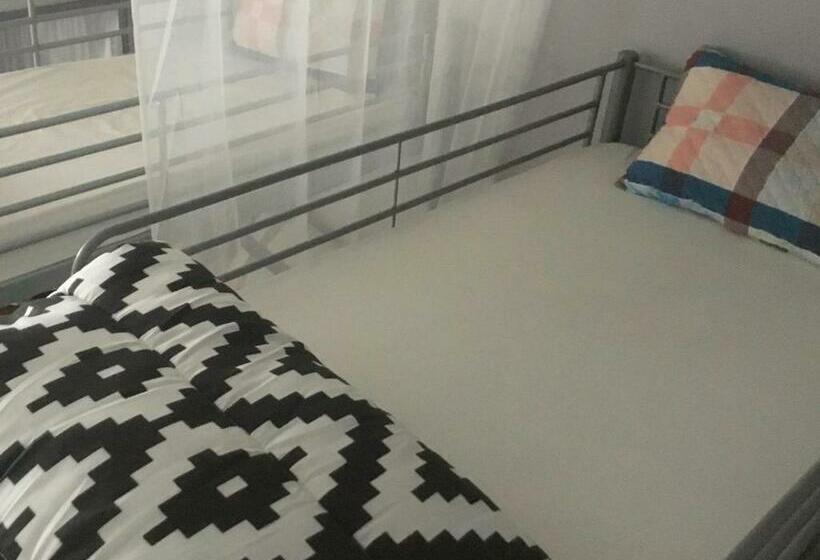 펜션 Just For Sleep Parisian Male Dorm Room Daily Stay From 20h To 10h Check In By Appointment Conta