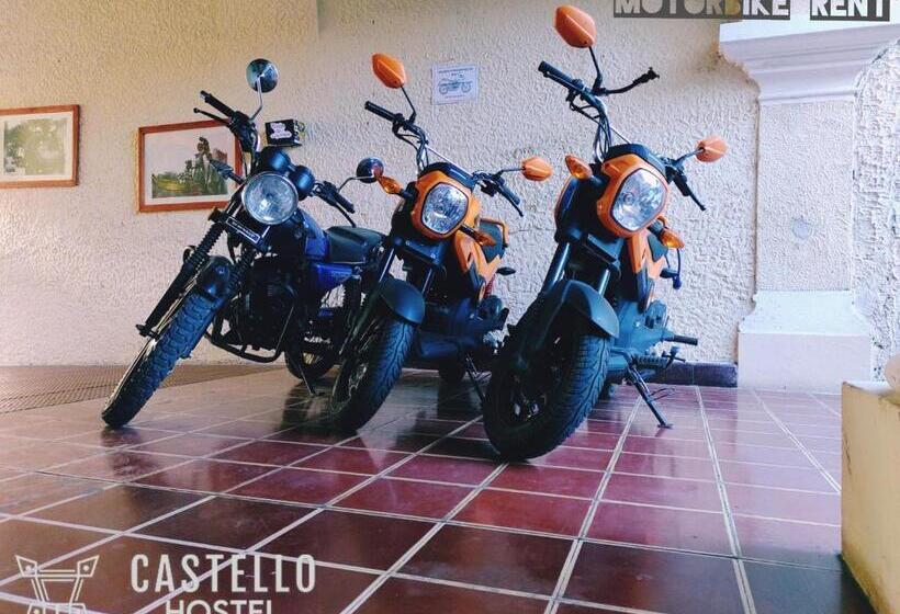 پانسیون Ricks Hostel Santa Ana