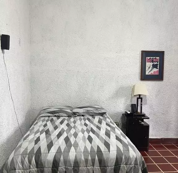 پانسیون Ricks Hostel Santa Ana
