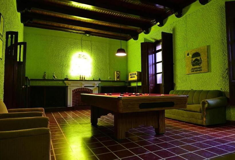 پانسیون Ricks Hostel Santa Ana