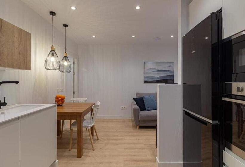 ペンション Room4you Oviedo By Asturias Holidays