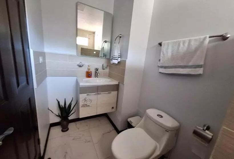 Retkeilymaja Victoria House