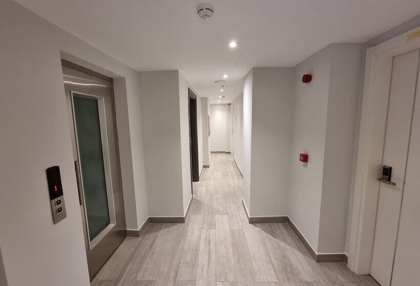 ユースホステル 10m2