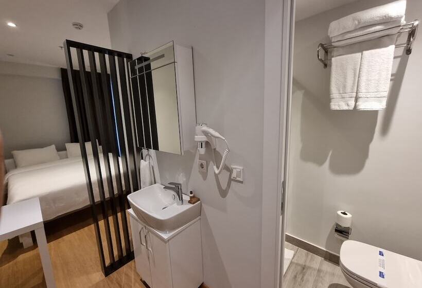 ユースホステル 10m2