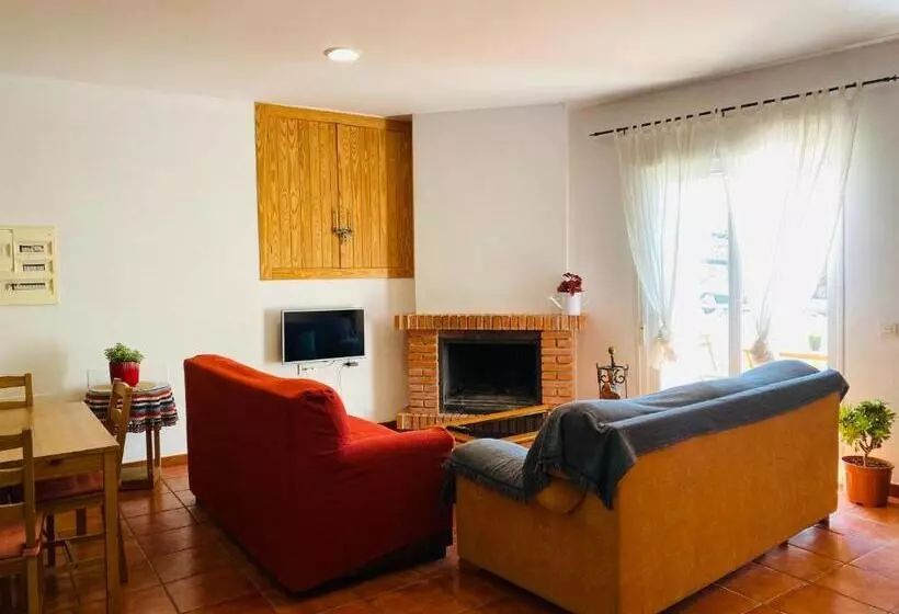 Retkeilymaja Casa Alma