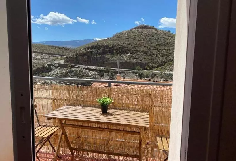 Retkeilymaja Casa Alma