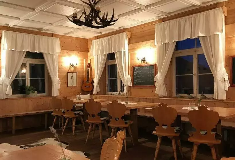 ユースホステル Edelweiß Am öberle