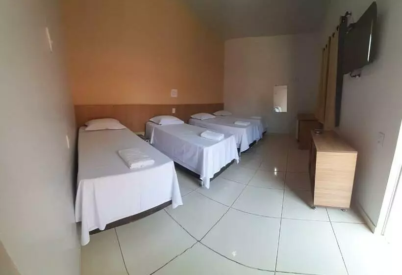 ユースホステル Pousada Cristal