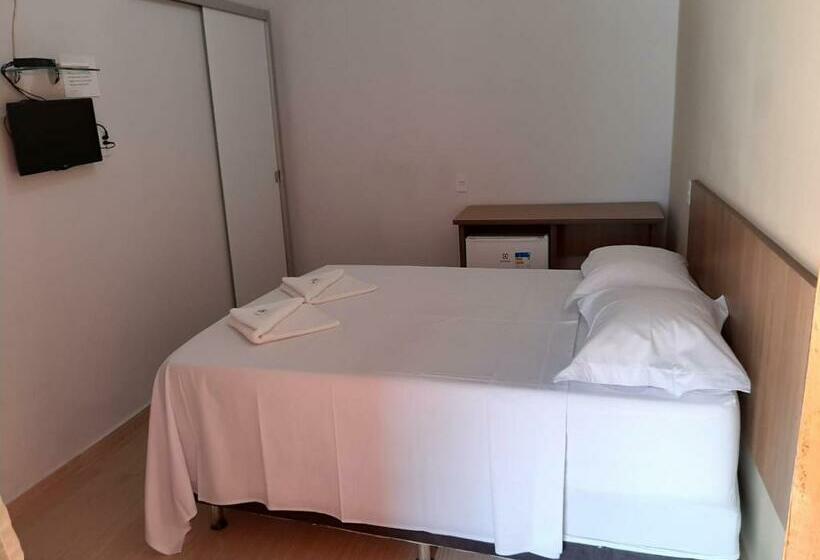 Herberge Pousada Cristal