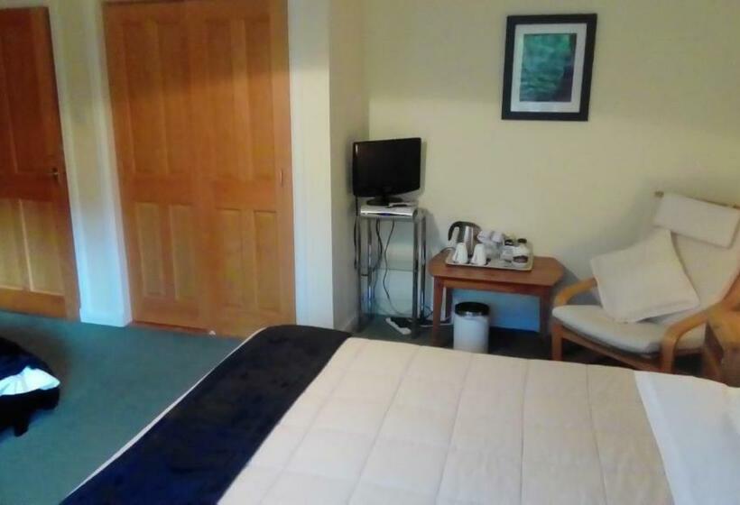 تختخواب و صبحانه Bluebell Cottage