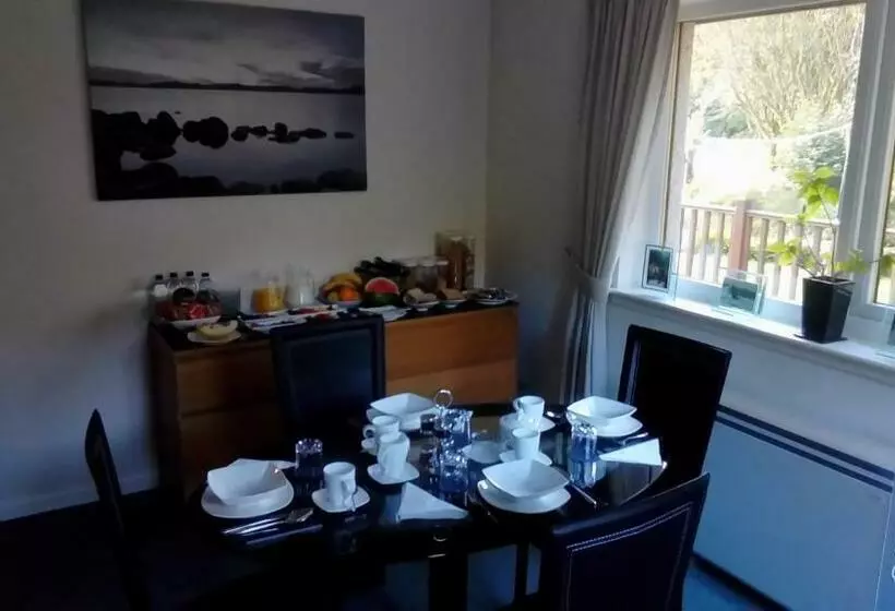 Aamiaismajoitus (B&B) Bluebell Cottage