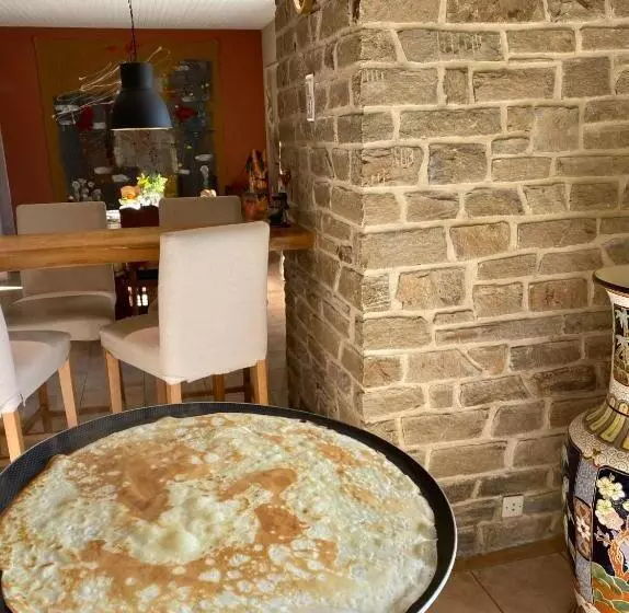 ベッドアンドブレックファースト L Hôtié De Brocéliande à Paimpont, Au Coeur Des Sites Naturels Et Légendaires