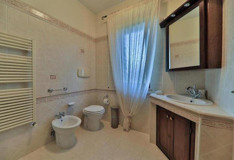 مبيت وإفطار Villa Degli Ulivi