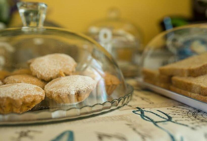 مبيت وإفطار Villa Degli Ulivi