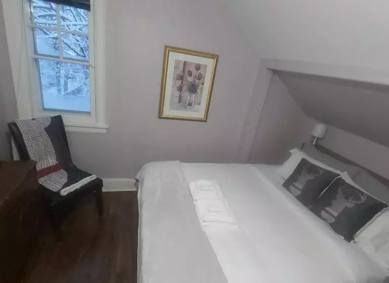 Blue Spruce B&b Muskoka