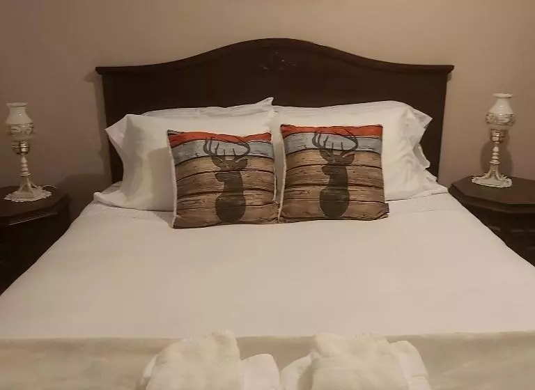 Blue Spruce B&b Muskoka