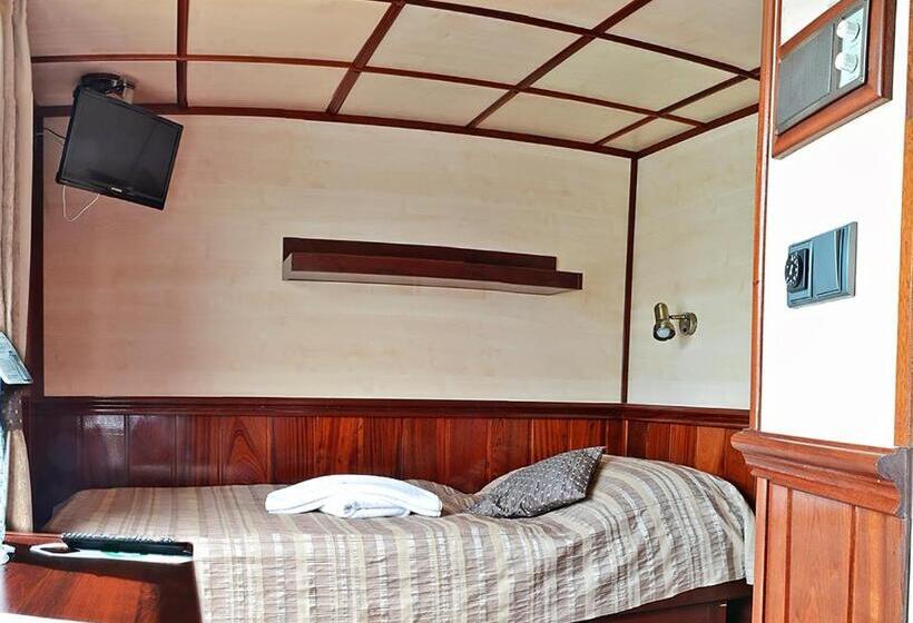 호텔 Florentina Boat