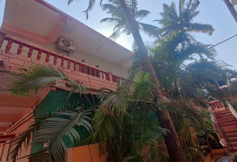 בית מלון כפרי Walking 2 Beach