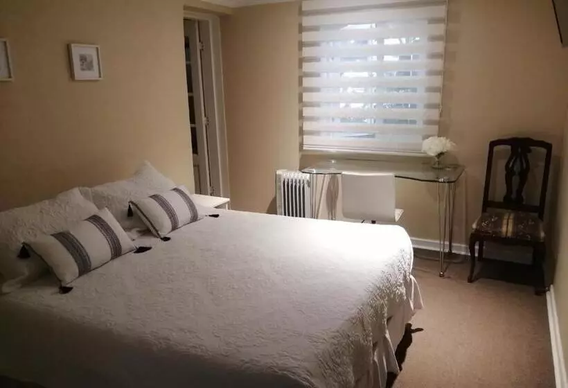 Majatalo Belle Epoque Hostal