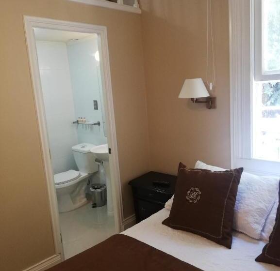 Pensão Belle Epoque Hostal