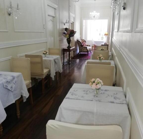 Pensão Belle Epoque Hostal