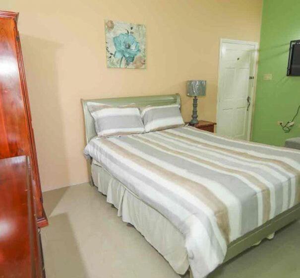 پانسیون Dela De Rose Guest House Negril Jamaica