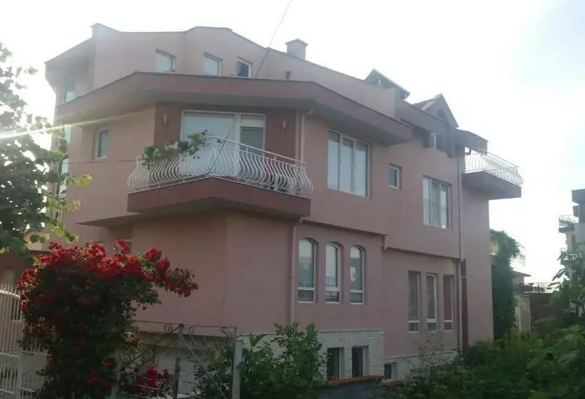 پانسیون Guest Rooms Deva