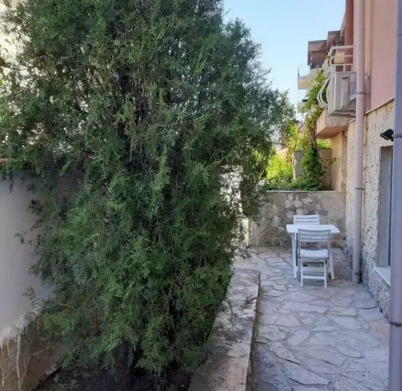 پانسیون Guest Rooms Deva