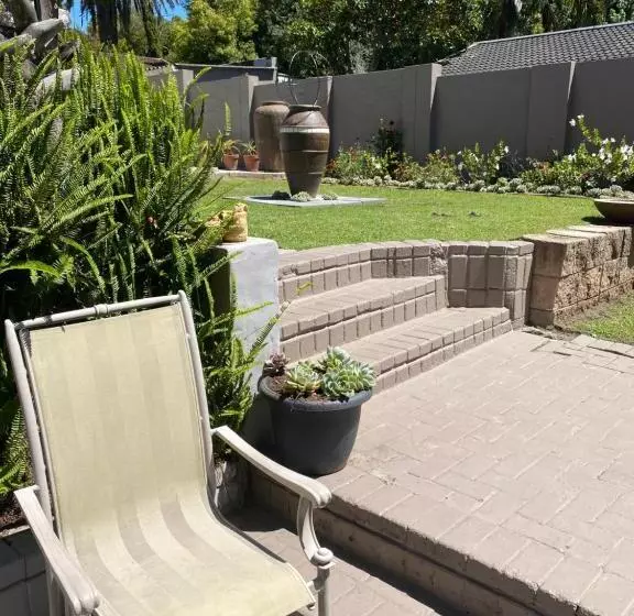 Majatalo Little Fern Self Catering